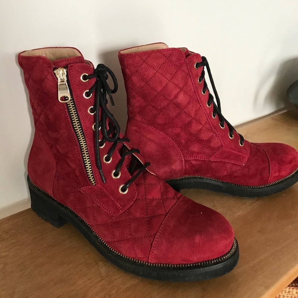 Ron White suede boots